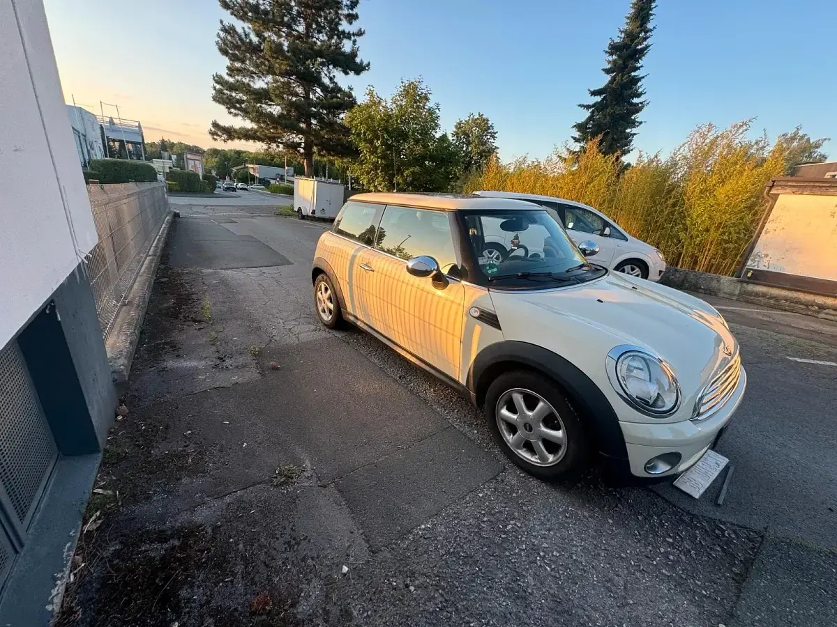 Gebraucht Mini Cooper 120 PS (88 kW) 2008 Weiß Kleinwagen