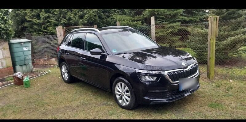Schwarz Gebraucht 2020 Skoda Kamiq Ambition SUV | 16.949 € (Fairer Preis) - Bild 1/4