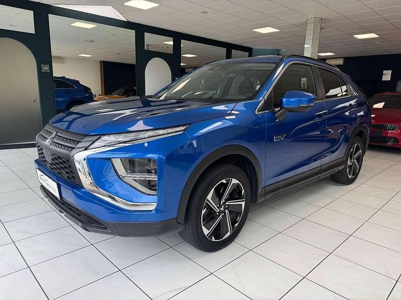 Blau Gebraucht 2022 Mitsubishi Eclipse SUV | 17.957 € (Guter Preis) - Bild 1/4