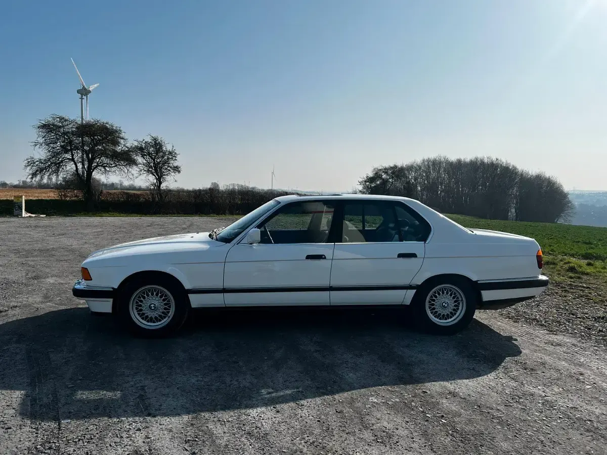 Brugt BMW 735 211 HK (155 kW) 1988 Hvid Sedan