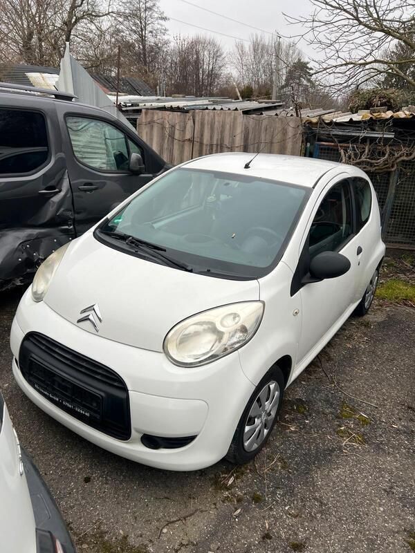 Weiß Gebraucht 2008 Citroën C1 Style Kleinwagen | 2.000 € (Fairer Preis) - Bild 1/4