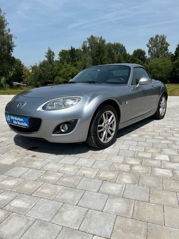 Silber Gebraucht 2011 Mazda MX5 Center-Line Cabrio | 10.390 € (Teuer) - Bild 1/4