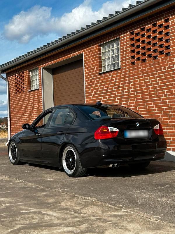 Gebraucht BMW 325 218 PS (160 kW) 2006 Schwarz Limousine