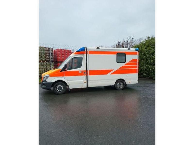Reinweiß Gebraucht 2014 Mercedes Sprinter Van | 17.900 € (Fairer Preis) - Bild 1/4