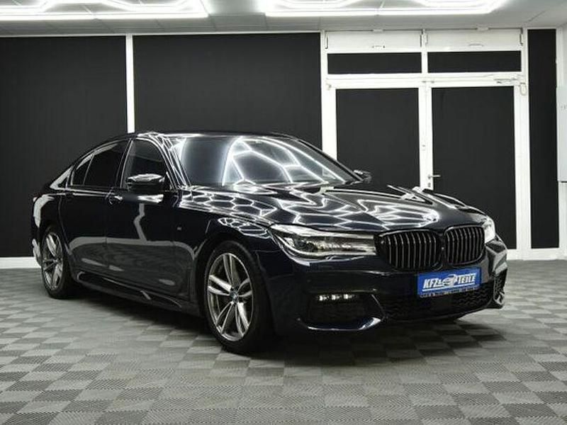 Gebraucht BMW 740 M Sport 320 PS (235 kW) 2017 Schwarz Limousine