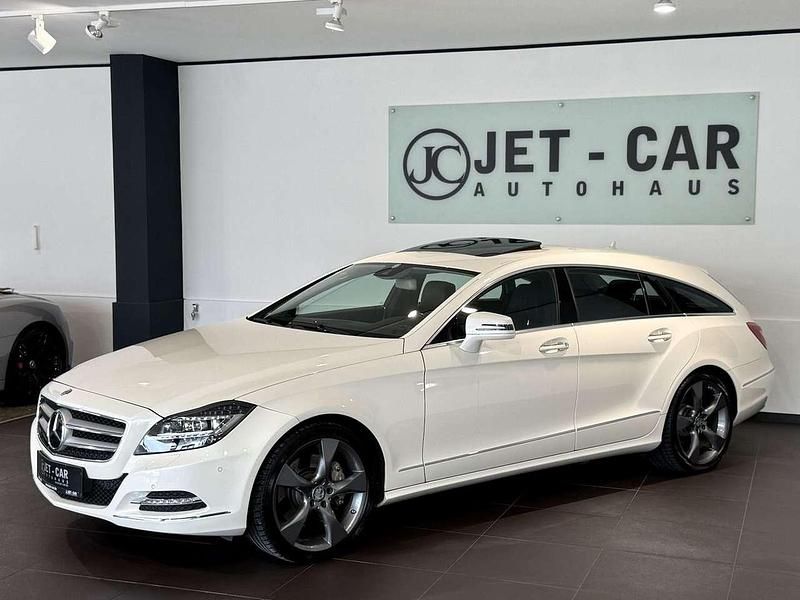 Weiß Gebraucht 2013 Mercedes CLS350 Kombi | 18.900 € (Etwas zu teuer) - Bild 1/4