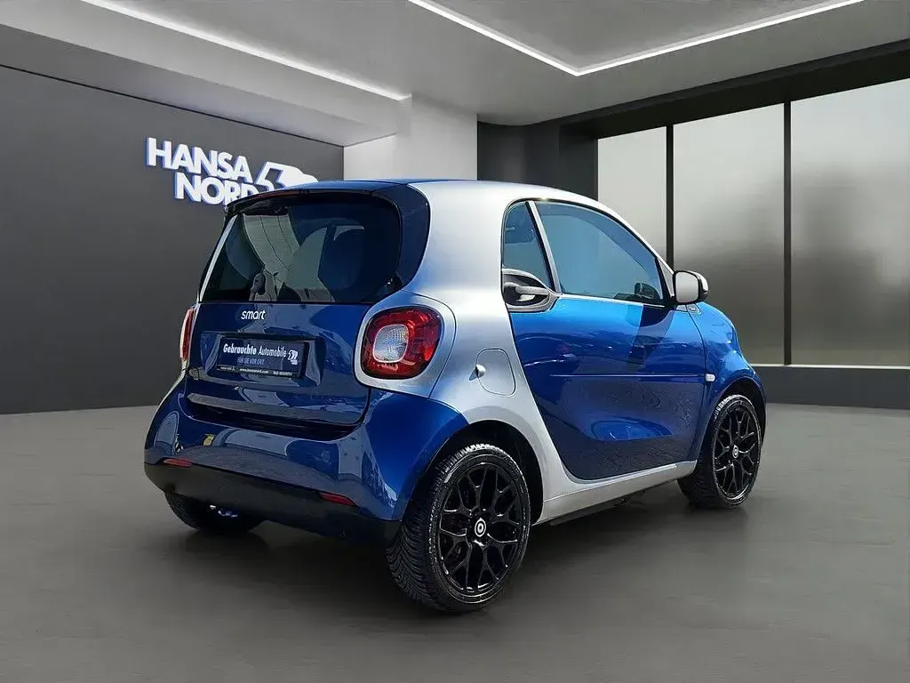 Gebraucht Smart ForTwo Electric Drive 60 kW (82 PS) 2019 Silber / tridion sicherheitszelle in coo (metallic) Coupé