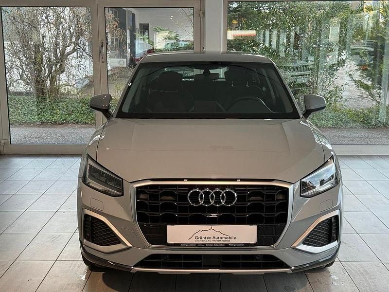 Gebraucht Audi Q2 150 PS (110 kW) 2021 Grau SUV