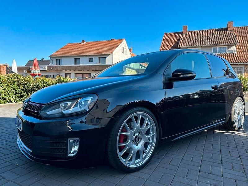 Schwarz Gebraucht 2009 VW Golf VI GTI Limousine | 6.990 € (Fairer Preis) - Bild 1/4