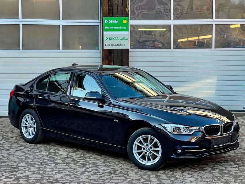 Gebraucht BMW 318 Sport Line 136 PS (100 kW) 2017 Schwarz Limousine