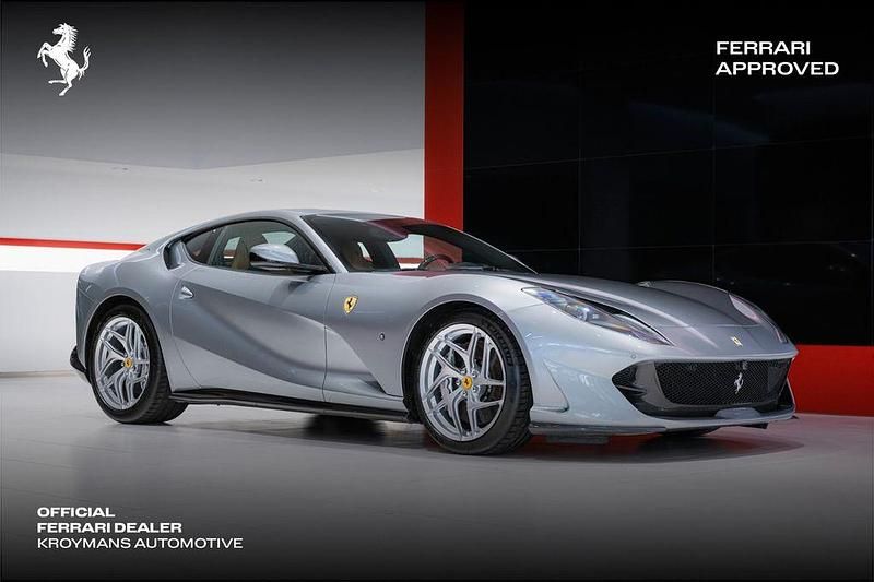 Gebraucht Ferrari 812 799 PS (587 kW) 2018 Grau Coupé