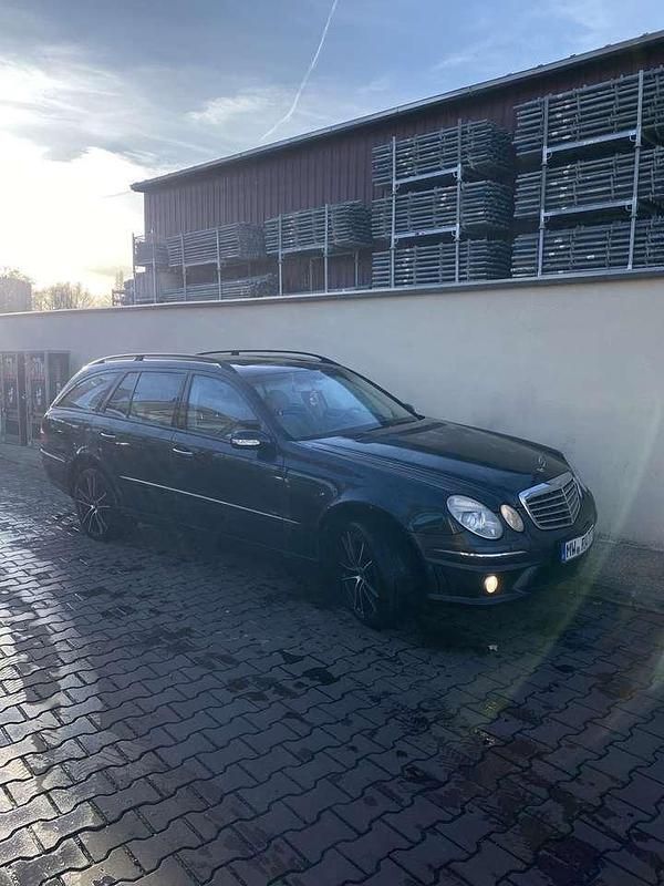 Gebraucht Mercedes E320 Avantgarde 204 PS (150 kW) 2004 Kombi