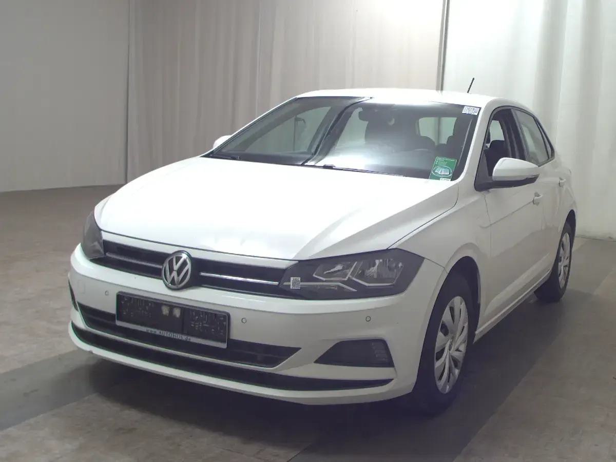 Second-hand VW Polo Comfortline 95 CP (69 kW) 2020 Alb Hatchback