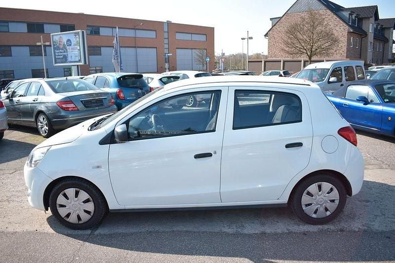 Gebraucht Mitsubishi Space Star Classic Collection 71 PS (52 kW) 2014 Weiß Van / Kleinbus