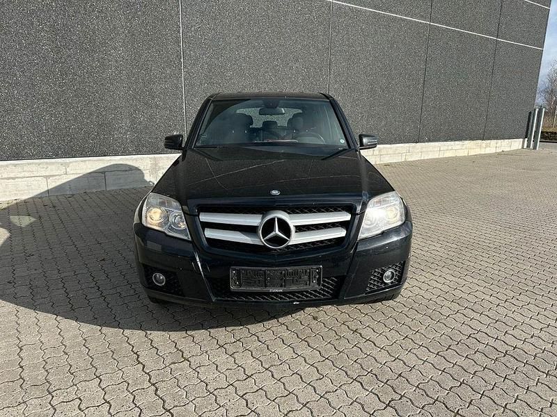 Gebraucht Mercedes GLK250 204 PS (150 kW) 2012 Schwarz SUV