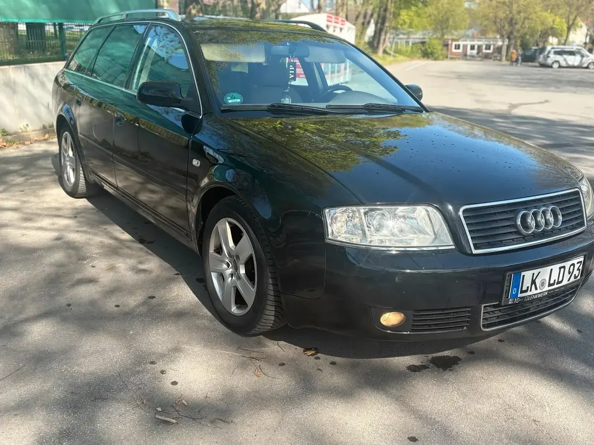 Używany Audi A6 131 KM (96 kW) 2005 Czarny Kombi