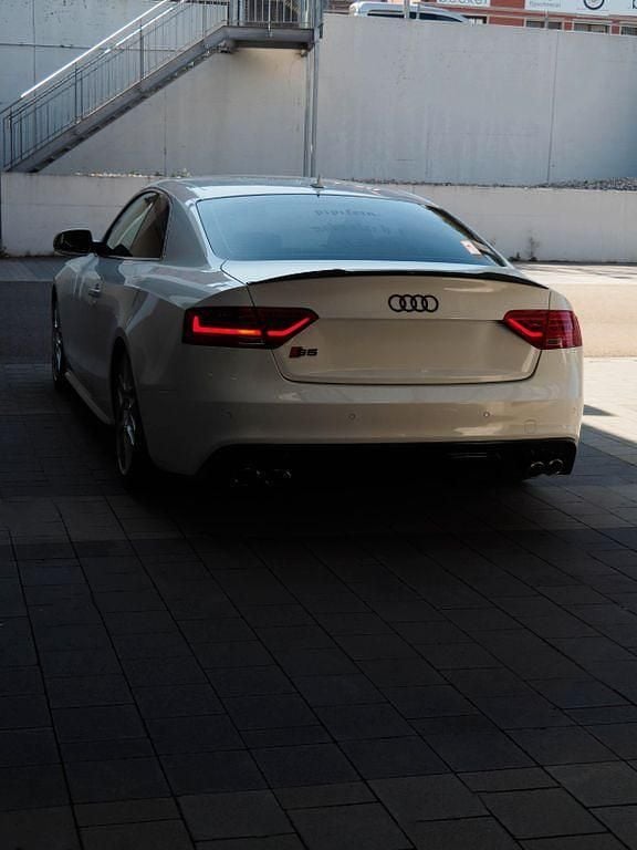 Gebraucht Audi S5 Sport 333 PS (244 kW) 2012 Weiß Coupé