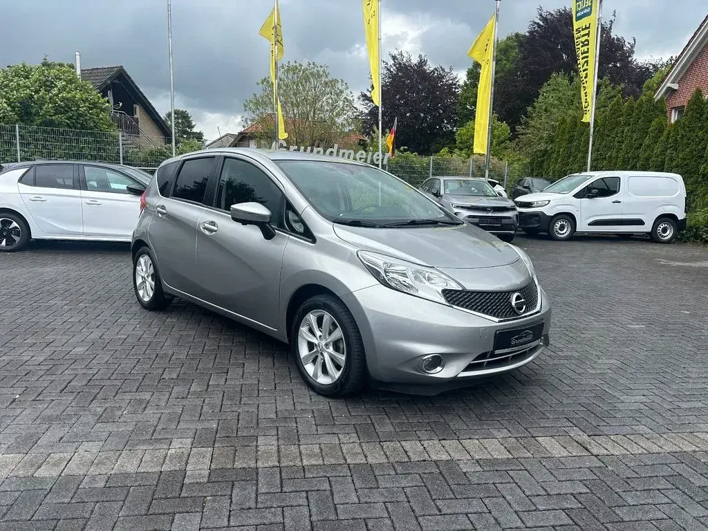 Gebraucht Nissan Note Tekna 98 PS (72 kW) 2015 Silber Kleinwagen