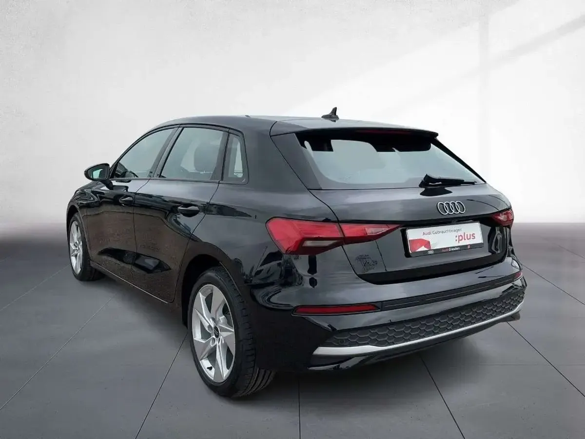 Gebraucht Audi A3 Advanced Plus 150 PS (110 kW) 2025 Mythosschwarz metallic Limousine