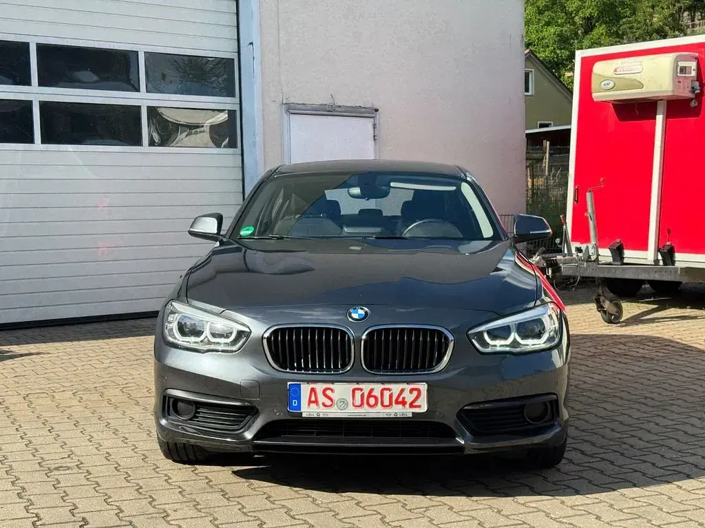 Gebraucht BMW 118 136 PS (100 kW) 2015 Grau Kleinwagen