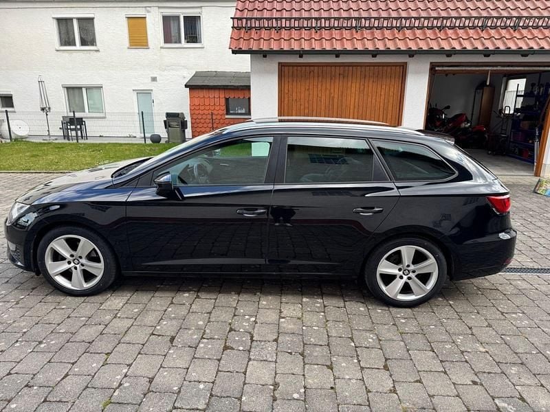Gebraucht Seat Leon ST FR 125 PS (91 kW) 2016 Schwarz Kombi
