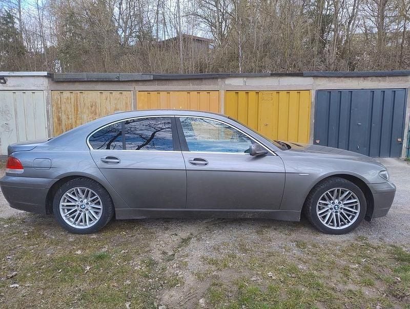 Gebraucht BMW 735 Performance 272 PS (200 kW) 2002 Grau Limousine