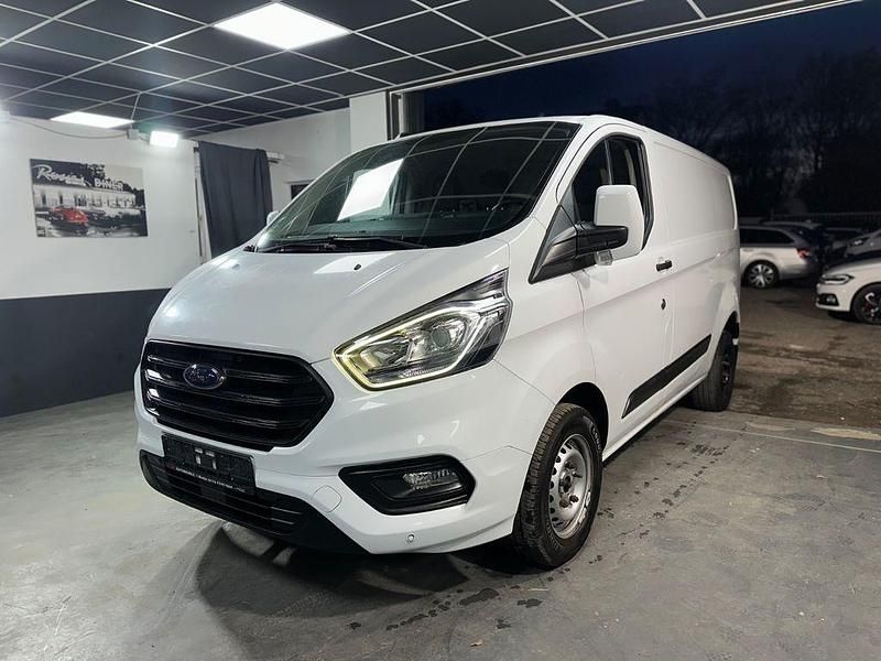 Gebraucht Ford Transit Custom Trend 131 PS (96 kW) 2020 Weiß Van / Kleinbus