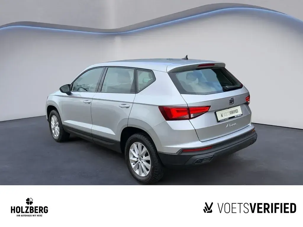 Usado Seat Ateca Reference 116 CV (85 kW) 2023 Plateado SUV