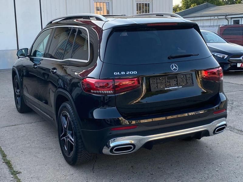 Gebraucht Mercedes GLB200 AMG 163 PS (119 kW) 2022 Schwarz SUV