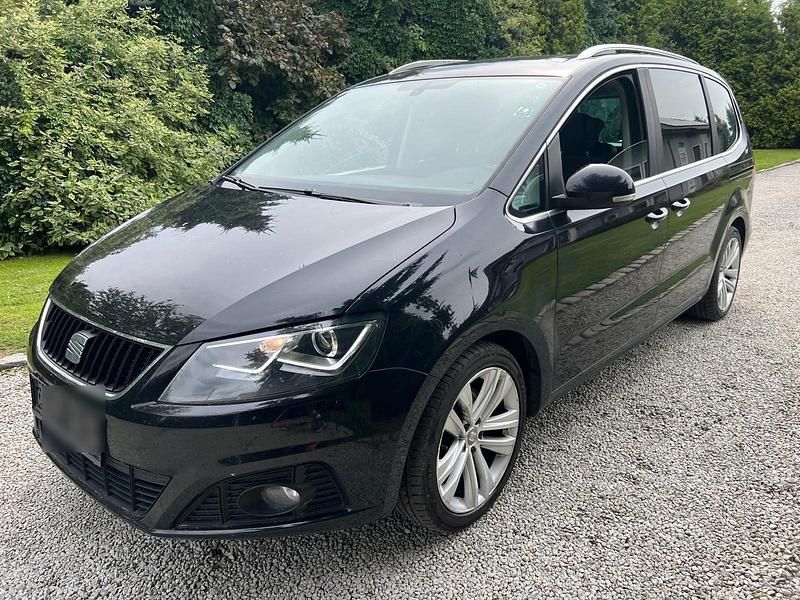 Schwarz Gebraucht 2014 Seat Alhambra Van / Kleinbus | 5.999 € (Guter Preis) - Bild 1/4