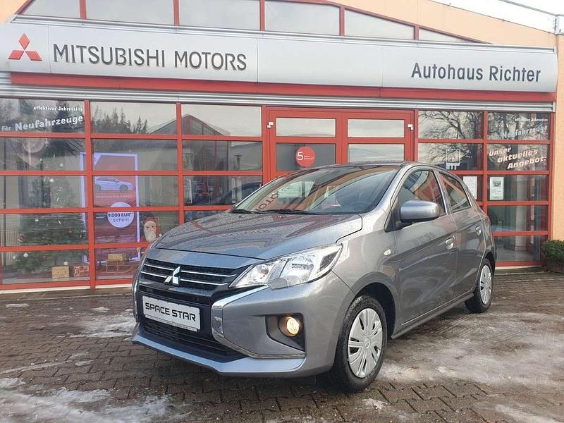 Platinumgrau Gebraucht 2023 Mitsubishi Space Star Select Kleinwagen | 11.900 € (Fairer Preis) - Bild 1/4
