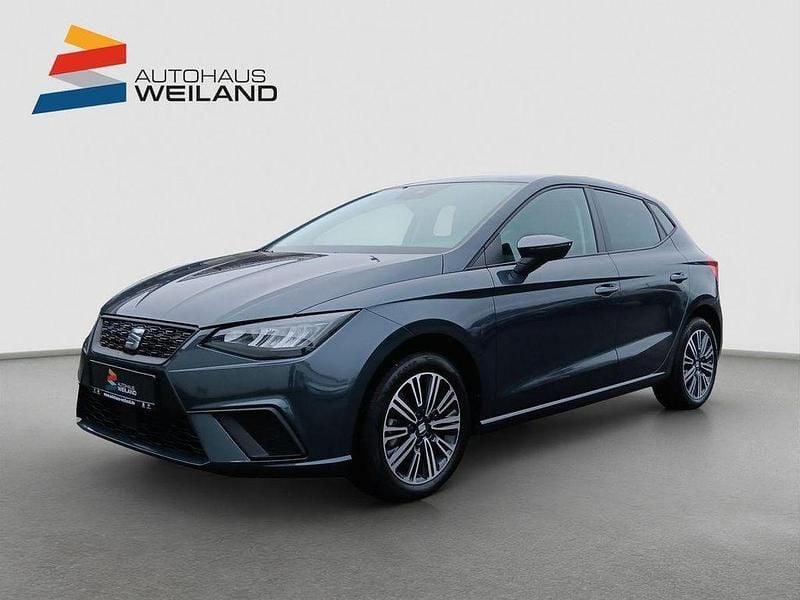 Magnetic grau metallic Gebraucht 2024 Seat Ibiza Limousine | 19.850 € (Fairer Preis) - Bild 1/4