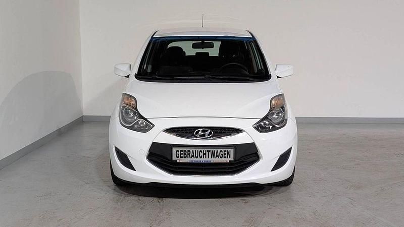 Gebraucht Hyundai ix20 116 PS (85 kW) 2015 Weiß Kleinwagen
