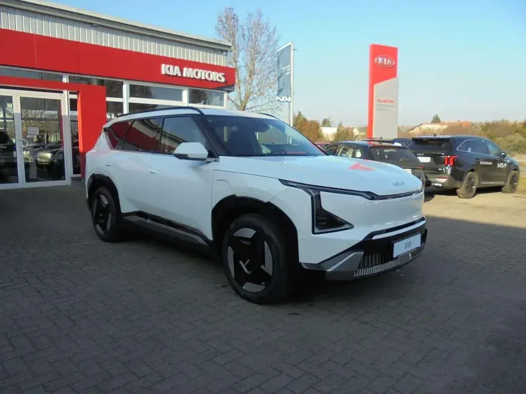 Gebraucht Kia EV5 Earth 160 kW (218 PS) 2026 Weiß SUV