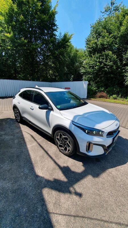 Weiß Gebraucht 2022 Kia XCeed GT-Line SUV | 23.250 € (Fairer Preis) - Bild 1/4