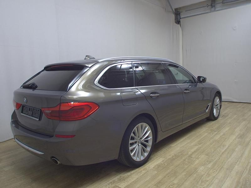 Gebraucht BMW 530 Luxury Line 265 PS (194 kW) 2017 Grau Kombi