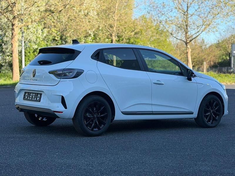 Usado Renault Clio V Evolution 101 CV (74 kW) 2025 Blanco Berlina