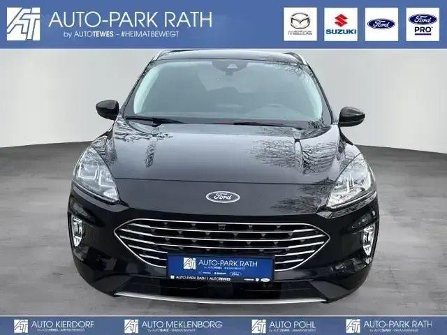 Second-hand Ford Kuga Titanium 225 CP (165 kW) 2022 Negru SUV