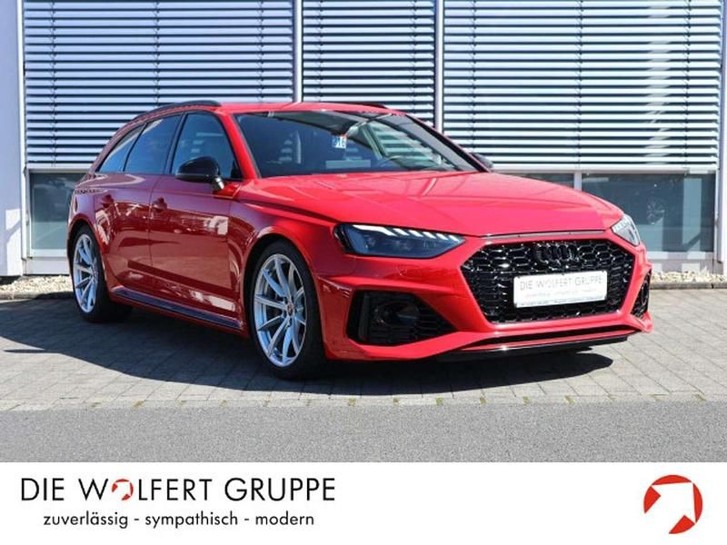 Tangorot metallic Gebraucht 2020 Audi RS4 Sport Kombi | 59.780 € (Fairer Preis) - Bild 1/4