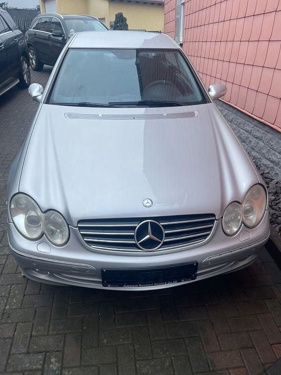 Gebraucht Mercedes CLK200 Avantgarde 163 PS (119 kW) 2003 Silber Coupé