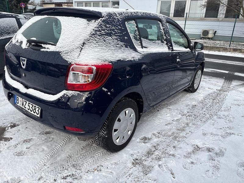 Gebraucht Dacia Sandero Lauréate 75 PS (55 kW) 2013 Grau Limousine