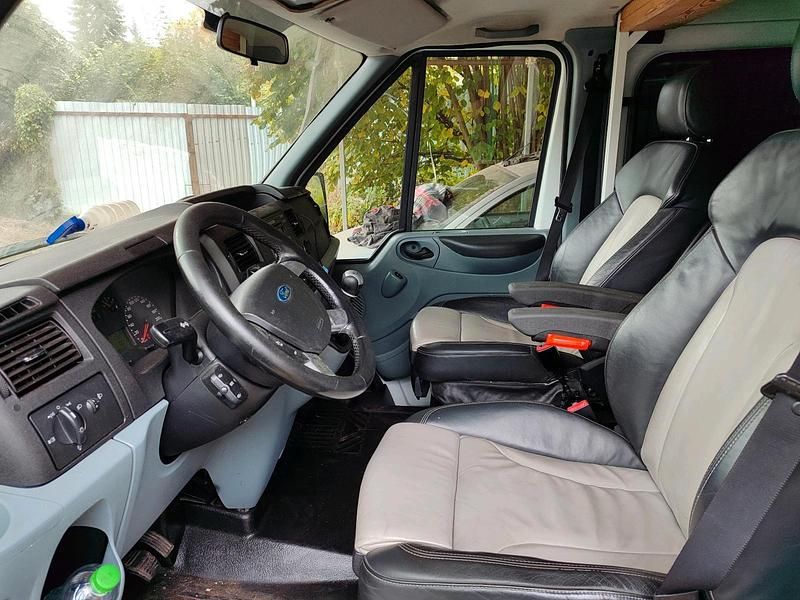 Gebraucht Ford Transit Trend 115 PS (84 kW) 2009 Weiß Van / Kleinbus