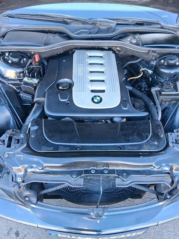 Gebraucht BMW 730 231 PS (169 kW) 2006 Schwarz Limousine