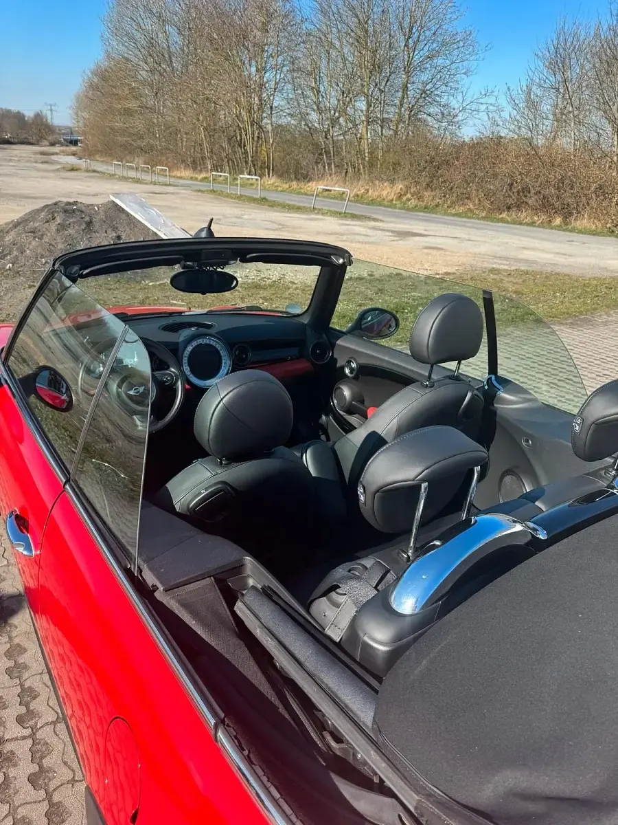 Gebraucht Mini Cooper S Cabriolet 184 PS (135 kW) 2011 Rot Cabrio