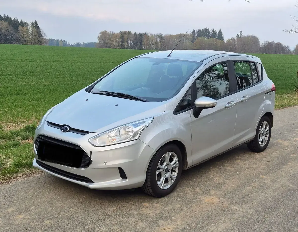 Gebraucht Ford B-MAX SYNC Edition 101 PS (74 kW) 2014 Silber Van / Kleinbus