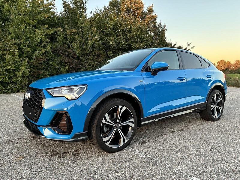 Blau Gebraucht 2023 Audi Q3 Sportback S-Line SUV | 38.500 € (Guter Preis) - Bild 1/4