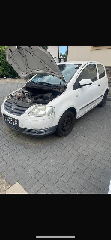 Weiß Gebraucht 2008 VW Fox Kleinwagen | 850 € (Superpreis) - Bild 1/4