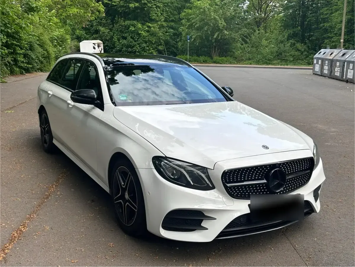 Gebraucht Mercedes E200 160 PS (117 kW) 2019 Weiß Kombi