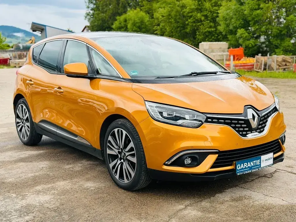 Gebraucht Renault Scénic IV Initiale Paris 132 PS (97 kW) 2017 Gelb Van / Kleinbus