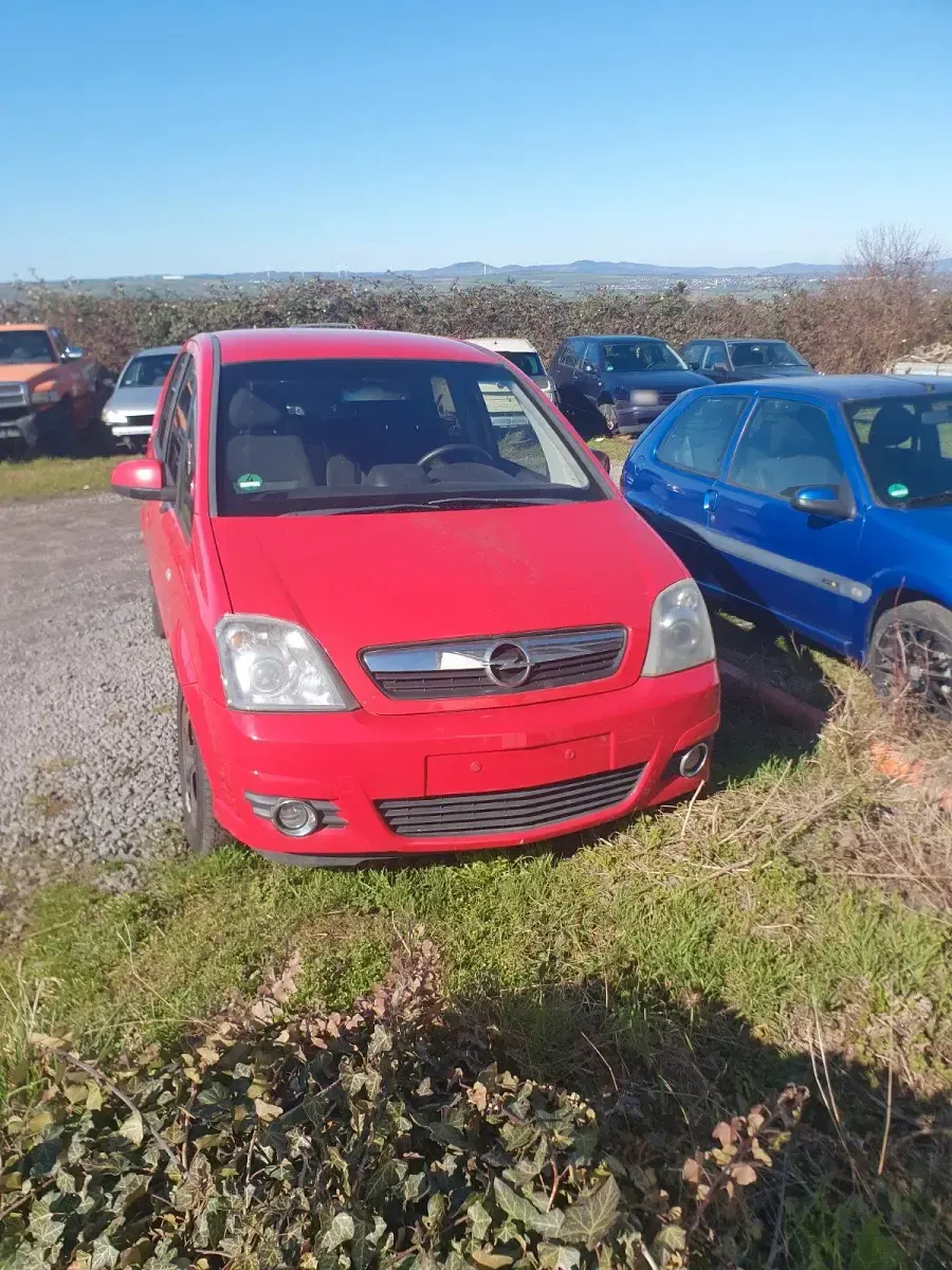 Gebraucht Opel Meriva 90 PS (66 kW) 2009 Rot Van / Kleinbus